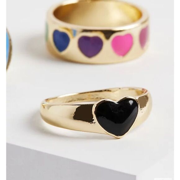 TORRID ALWAYS PROUD RAINBOW HEART ENAMEL RINGS - GOLD TONE - Picture 2 of 4